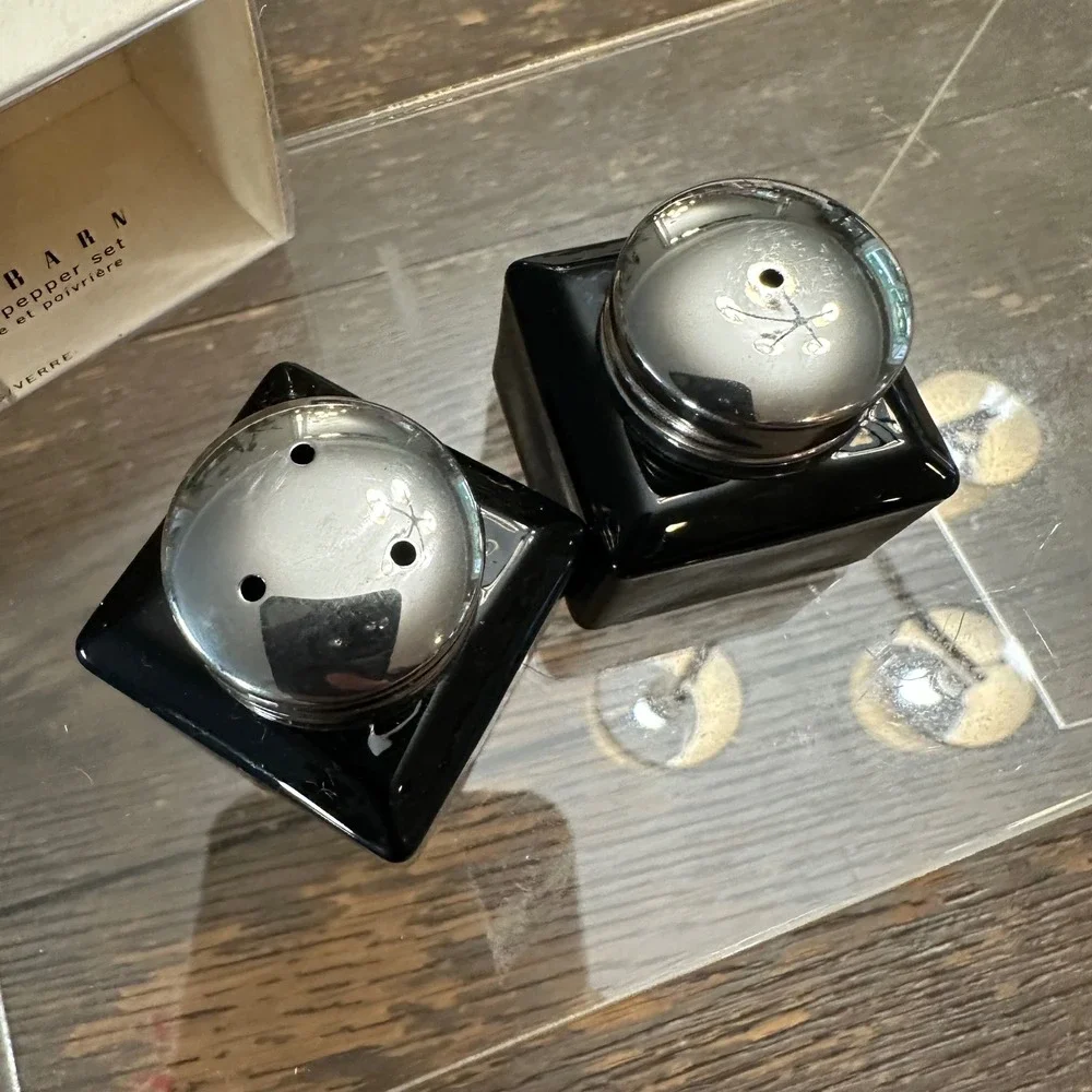 Pottery Barn Monterey collection Dark Blue Icecube Salt and Pepper Shakers NEW